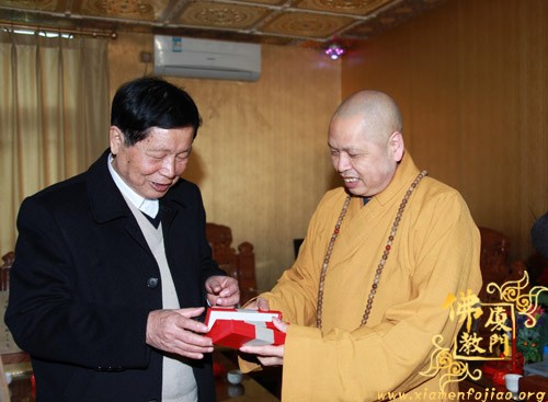 厦门市慈善总会蔡景祥会长一行拜访观音寺慈善基金会